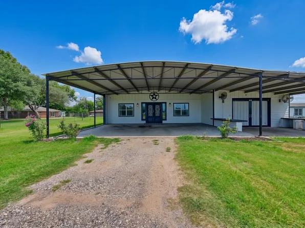 11234 N Loop Rd, Brenham, TX 77833