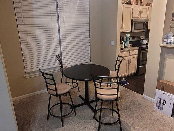 5th image of 400 Ovaltine Ct Unit 428
