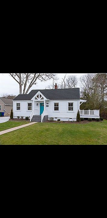 1st image of 20 Davis Ave