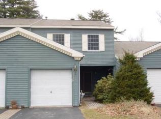 7106 Suzanne Ln, Schenectady, NY 12303