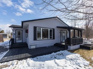 9 Patterson Rd, Rideau Lakes, ON K0G1E0