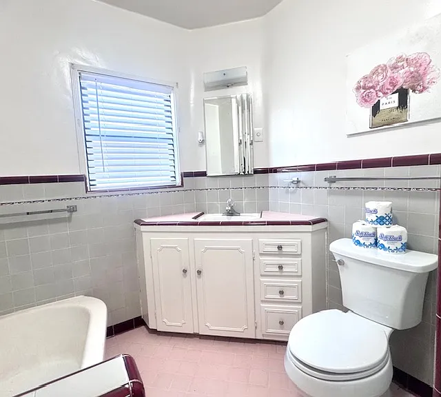 4840 Heleo Ave — Photo 5