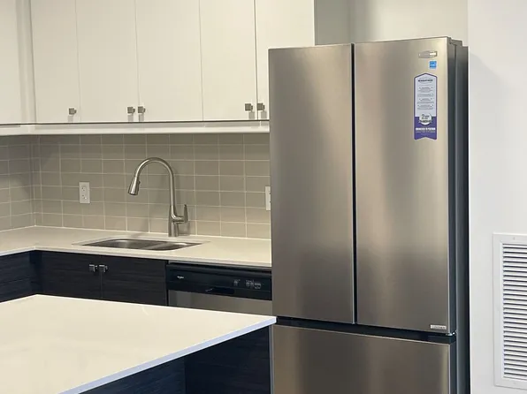 19 West St N, Kawartha Lakes, ON