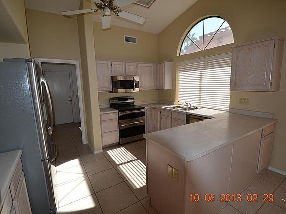 4th image of 20020 N 93rd Ln