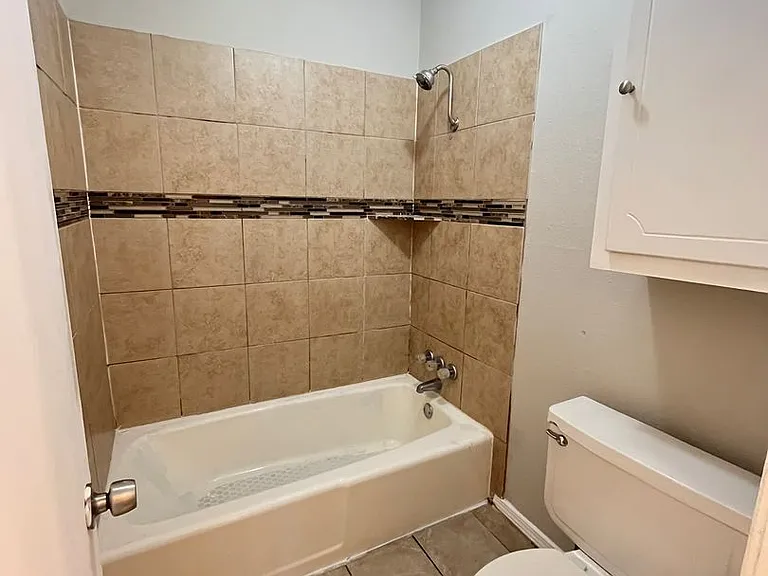 1 Bed 1 Bath Apt NW OKC — Photo 16