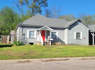 103 W South St, Whitesboro, TX 76273