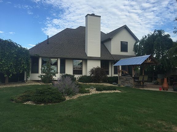 3rd image of 718 Tracht Meadows Dr
