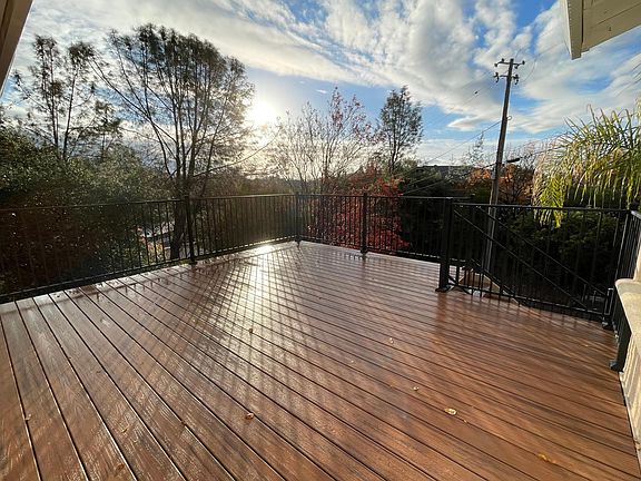 Large front deck.
