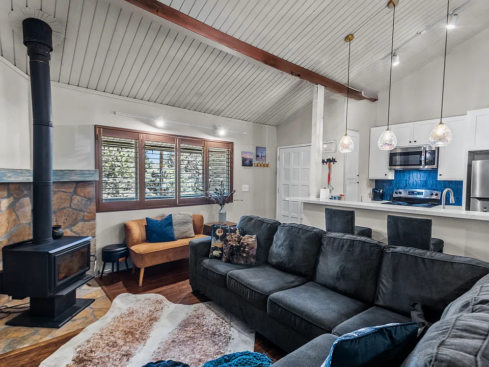 165 Old Mammoth Rd #76