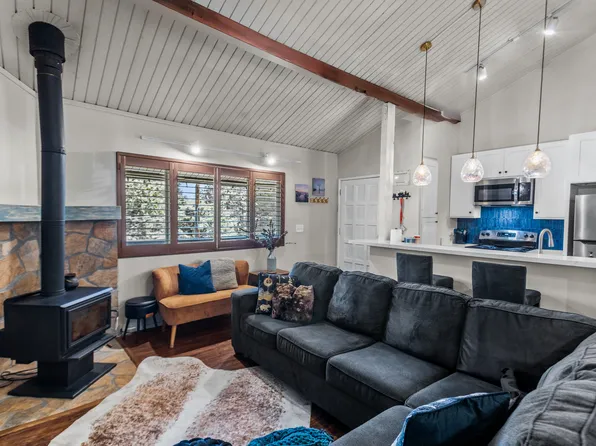 165 Old Mammoth Rd #76, Mammoth Lakes, CA 93546