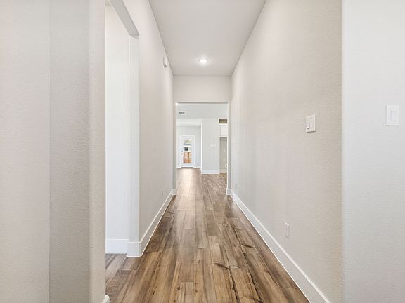 2nd image of 2285 Glacier Dr