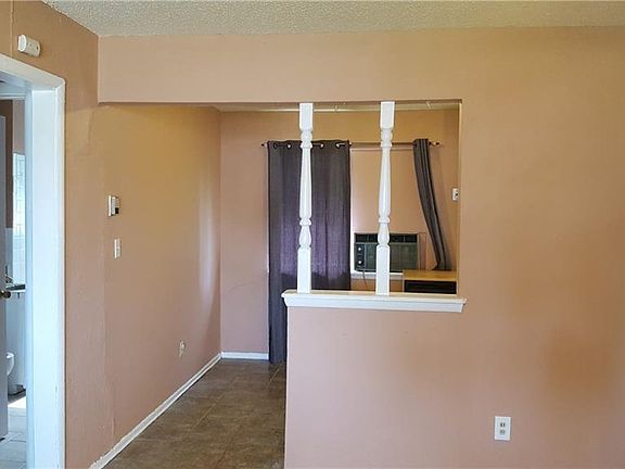 4th image of 613 Baer Dr