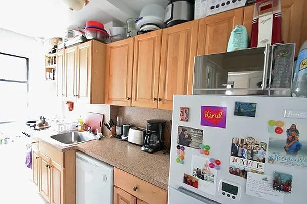 Rented by Green Home NY Realty LLC | media 6