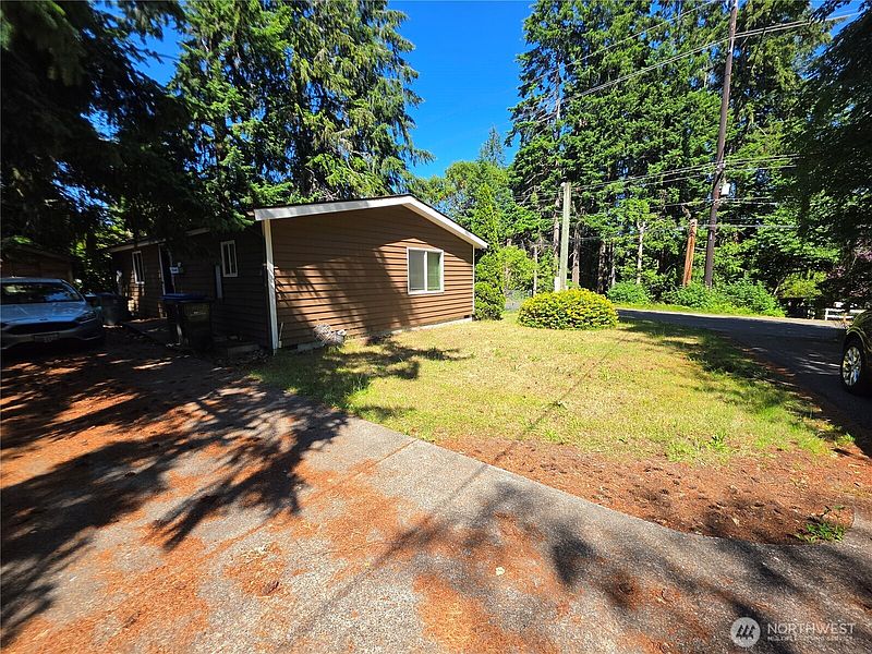 3rd image of 3591 Pine Road