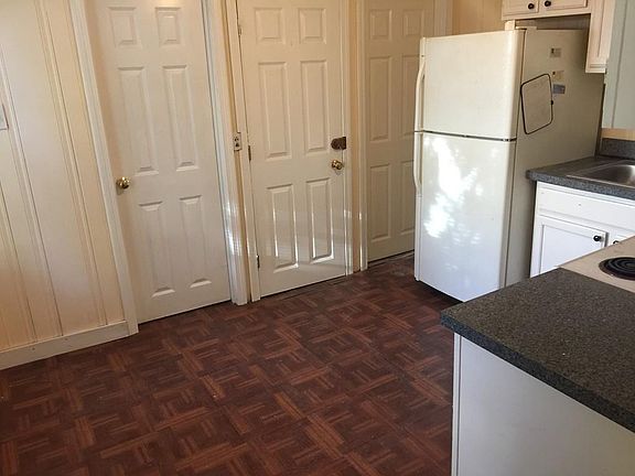 4th image of 15 Seaver St #2