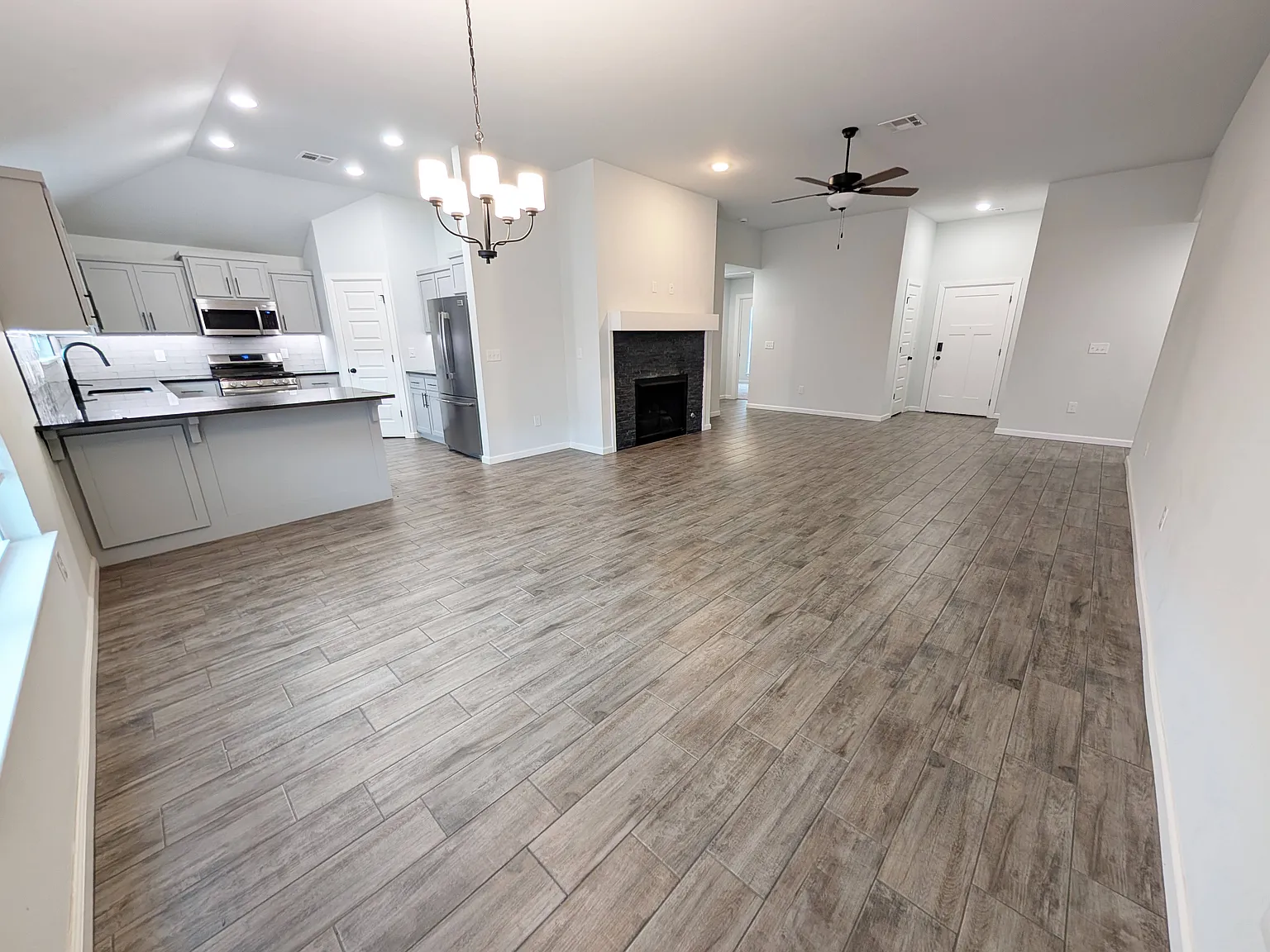 3 bed, 1524 sqft, $1,750 — Photo 3