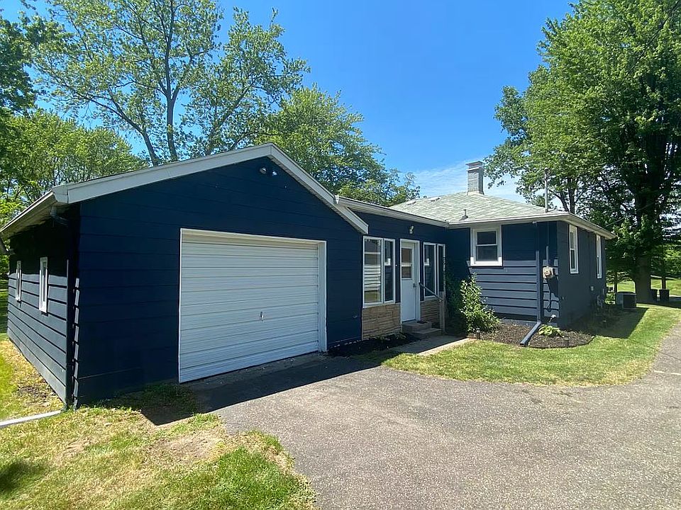1st image of 970 Maiden Ln
