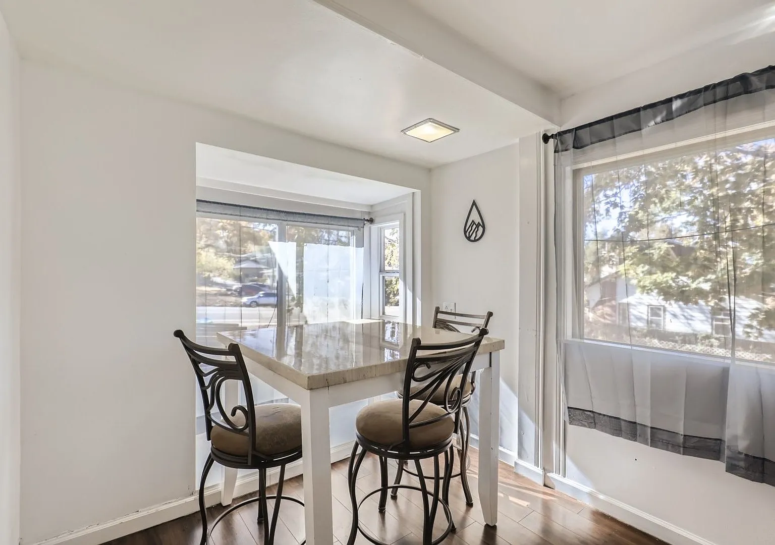 5201 Lowell Blvd #A | Up To 1 Month Free - Fully Furnished 3 Bed Apartment Across From Regis Univ... — Photo 3