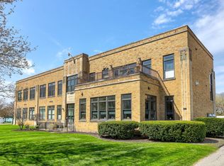 2214 S State St UNIT 207, Saint Joseph, MI 49085