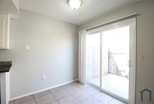 860 E Brown Rd #32 — Photo 7