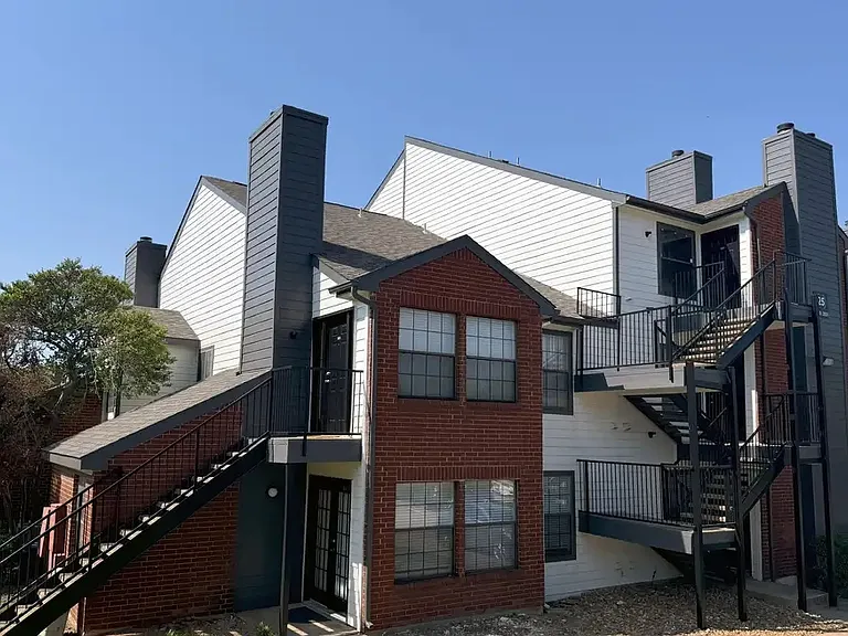 Crossings on Marsh Apartments — Photo 4