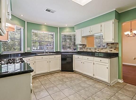 5th image of 523 Teakwood Cir