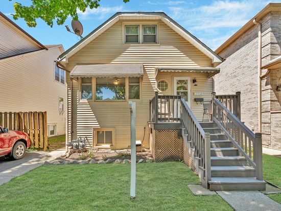 2314 N 73rd Ct, Elmwood Park, IL 60707