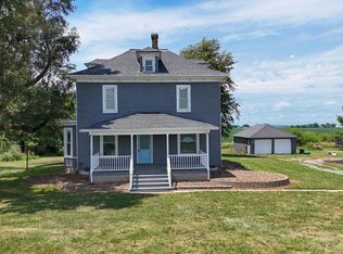 10714 N 3300 East Rd, Arrowsmith, IL 61722