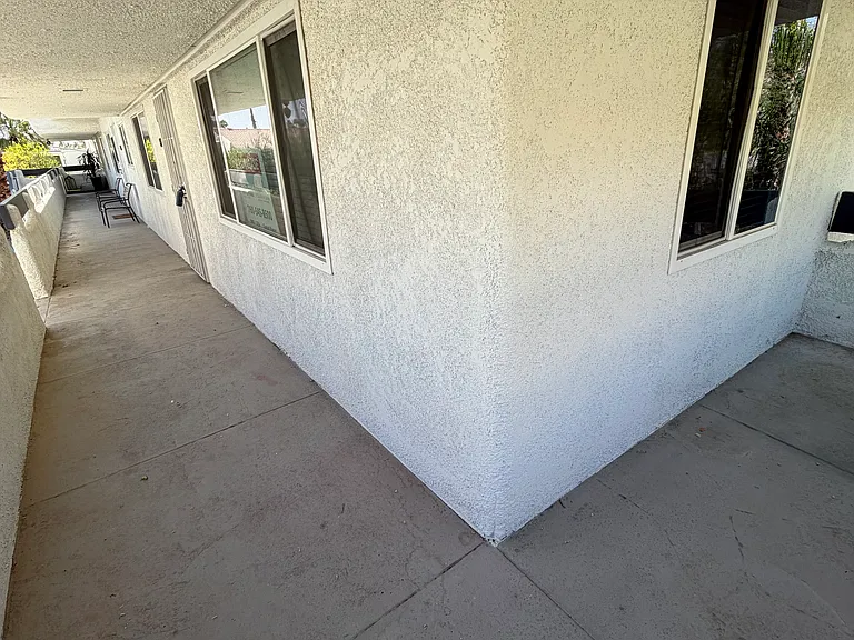 Extra front balcony space, including a semi private area for mountain viewing