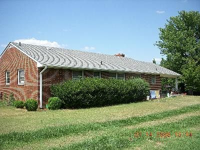 3rd image of 219 Wyatt Cir