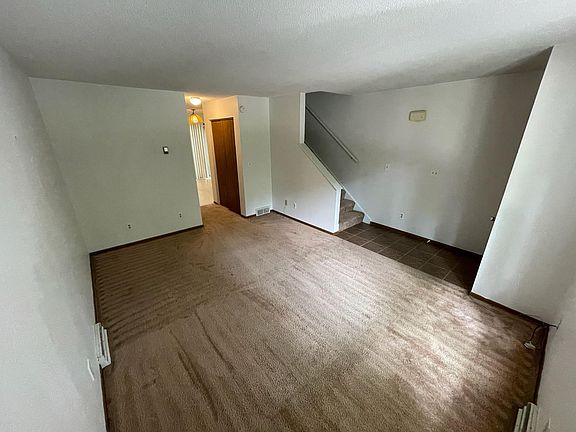 3rd image of 642 W 25th St