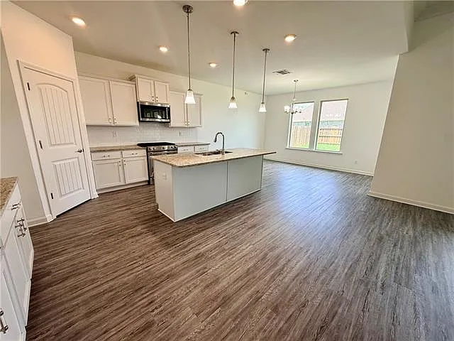 5916 Honey Glade Rd — Photo 3