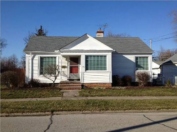 3983 W 210th St photo 1