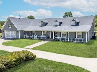 2300 S Pleasant Ridge Rd, Rogers, AR 72756