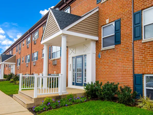 Ashley Court Apartments, 10900 Bustleton Ave, Philadelphia, PA 19116