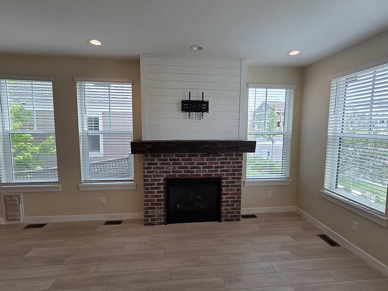 184 Ash Cir — Photo 7