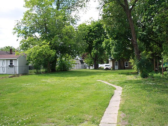 backyard (view from backdoor)