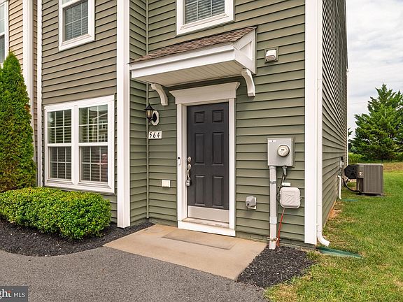 2nd image of 564 Thumper Dr