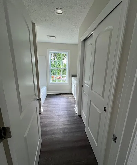 340 Gatewood St — Photo 8