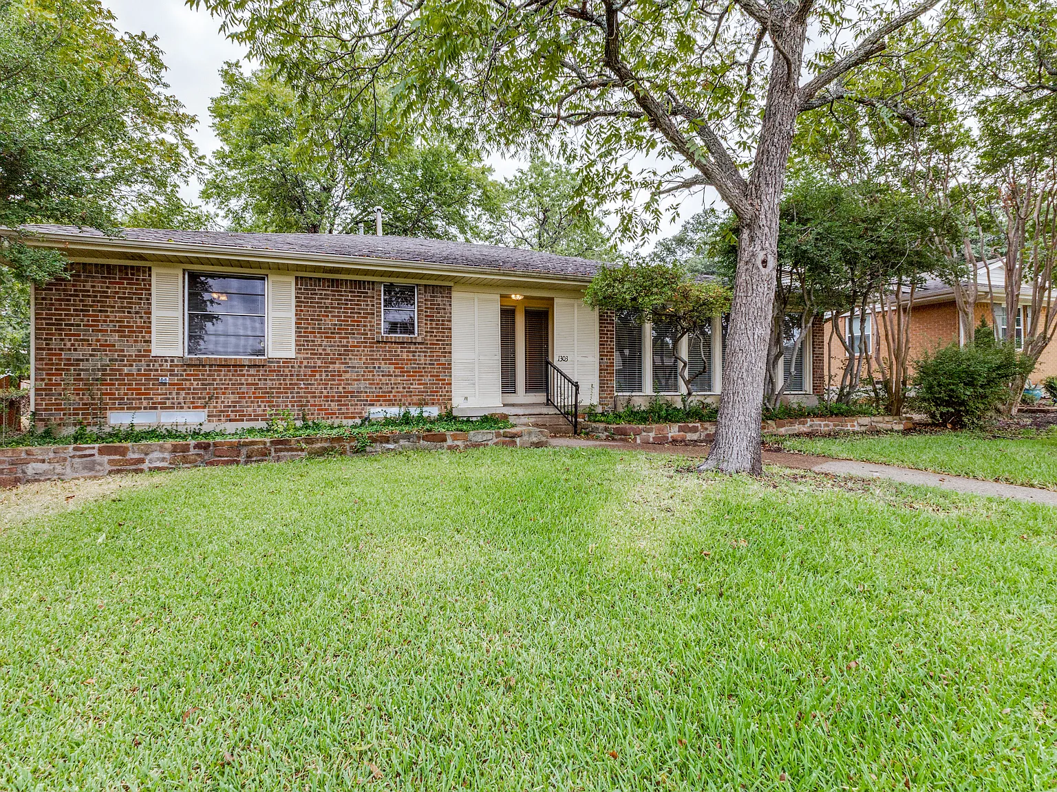 3 bed, 1440 sqft, $2,475 — Photo 3
