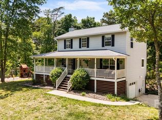 714 River Bend Dr, Mars Hill, NC 28754
