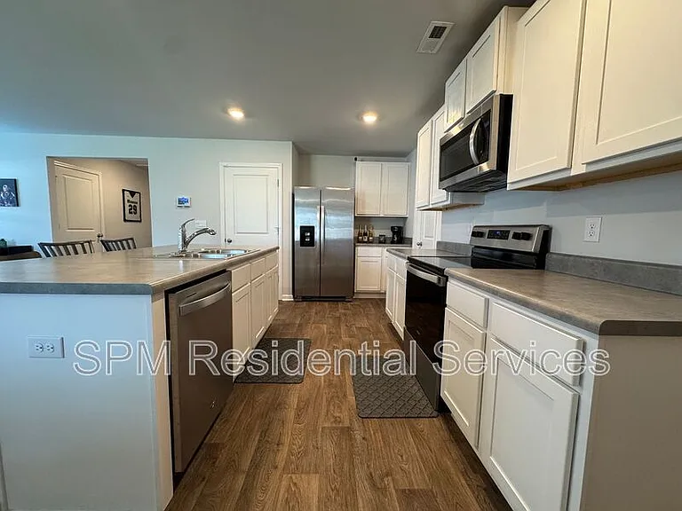 398 Folkstone Rd — Photo 7