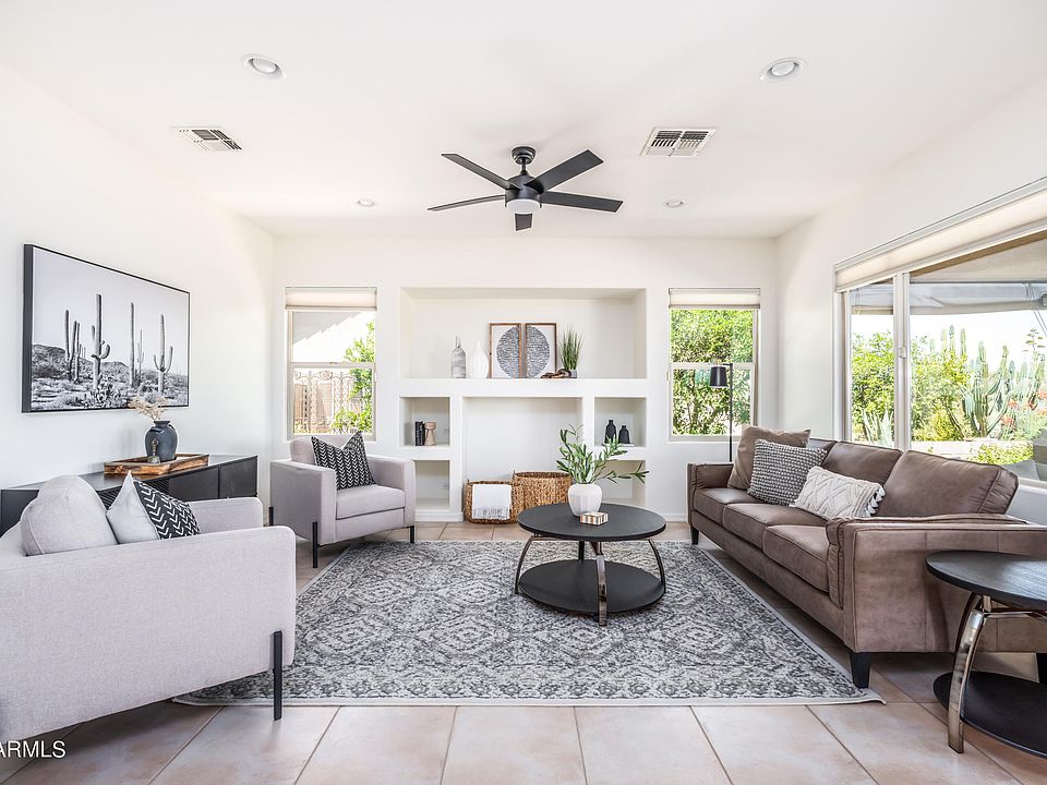 1st image of 3810 E Colonial Drive