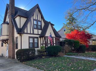 401 Summit Ave, Cedarhurst, NY