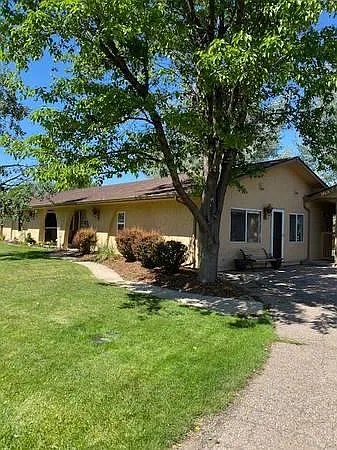 5213 Griffith Dr — Photo 2