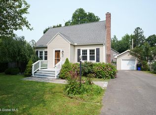 5 Bolivar Ave, Troy, NY 12180
