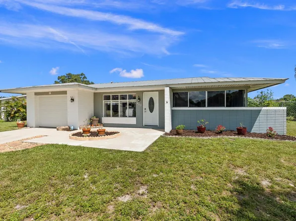 402 NE Elmore Street, Port St Lucie, FL 34983