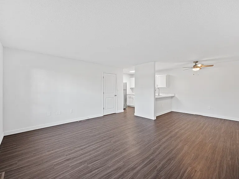 Apartments at Urbana — Photo 68