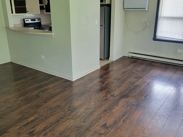 516 Circle Ave #8 — Photo 4