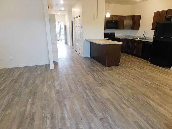 4th image of 662 Brookwillow Dr #6
